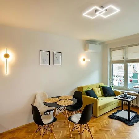 Downtown Boutique Apartament